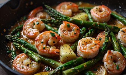 Keto Lemon Butter Shrimp and Asparagus